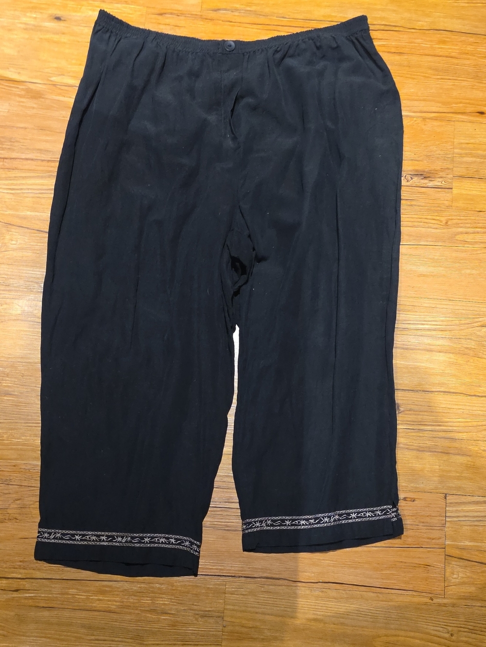 dressbarn Black Capri Pants with Embroidered Hem